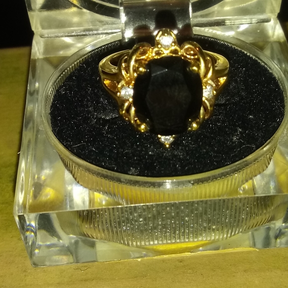 Beautiful Womens Rings - Picture 4 of 8